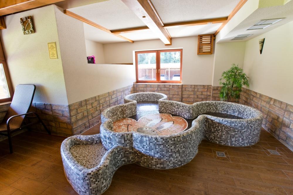 Hotel Gobor Витанова Экстерьер фото